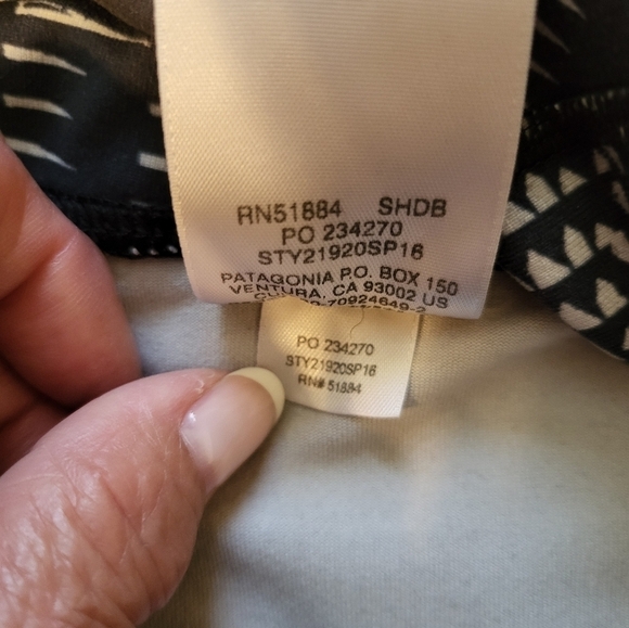 Patagonia Med common threads shorts Navy Patterns - Picture 6 of 15